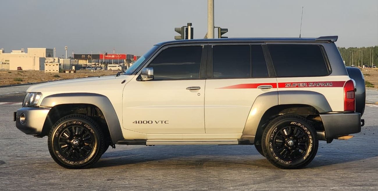 نيسان باترول سوبر سفاري