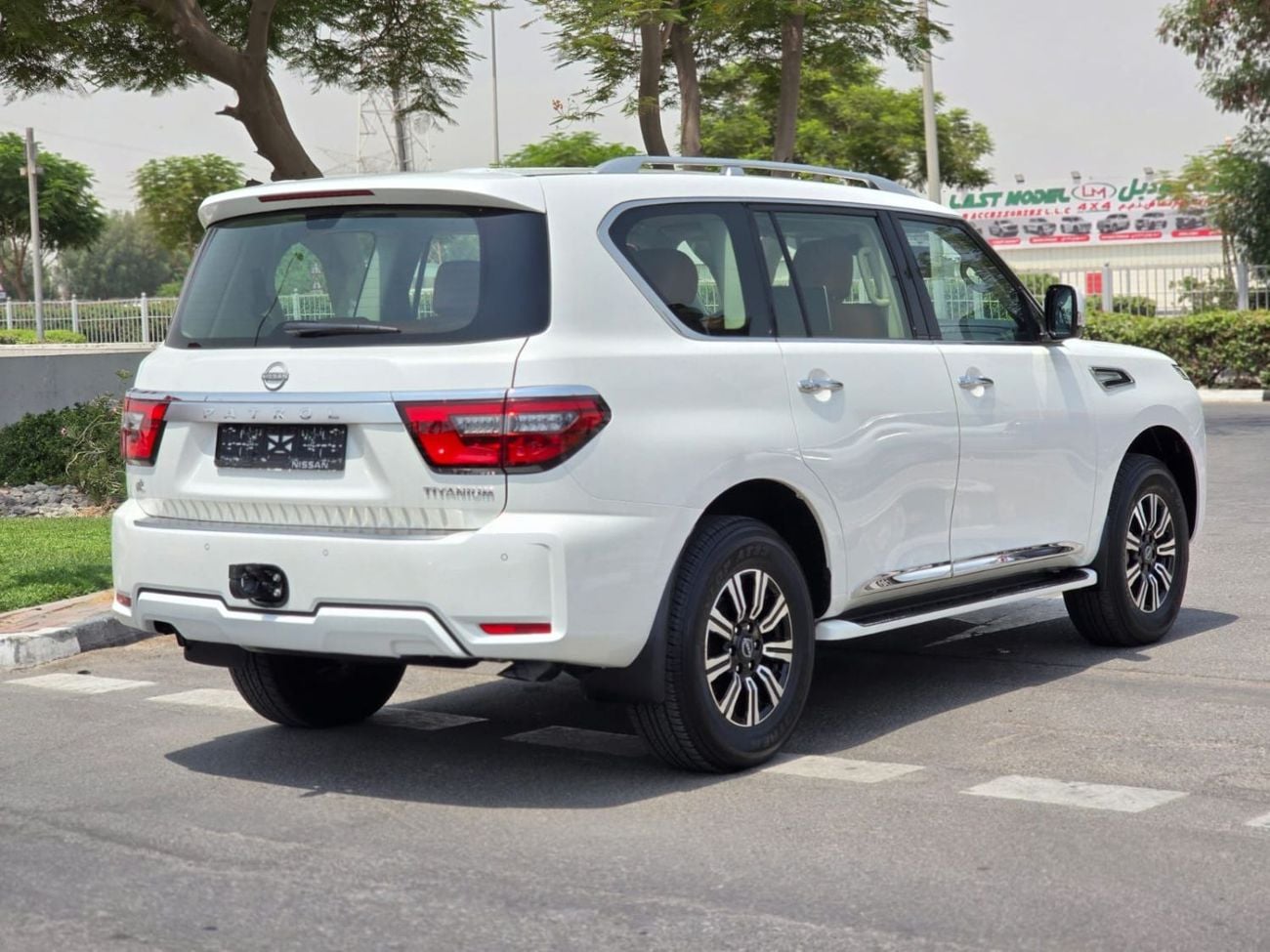 Nissan Patrol SE TITANIUM 2022 GCC LOW MILEAGE FULL SERVICE HISTORY SINGLE OWNER WITH AGENCY WARRANTY IN MINT CONDITION