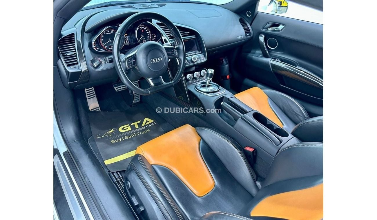 Audi R8 V10 Plus 2013 Audi R8 Carbon Edition V10, Service History, Low Kms, GCC