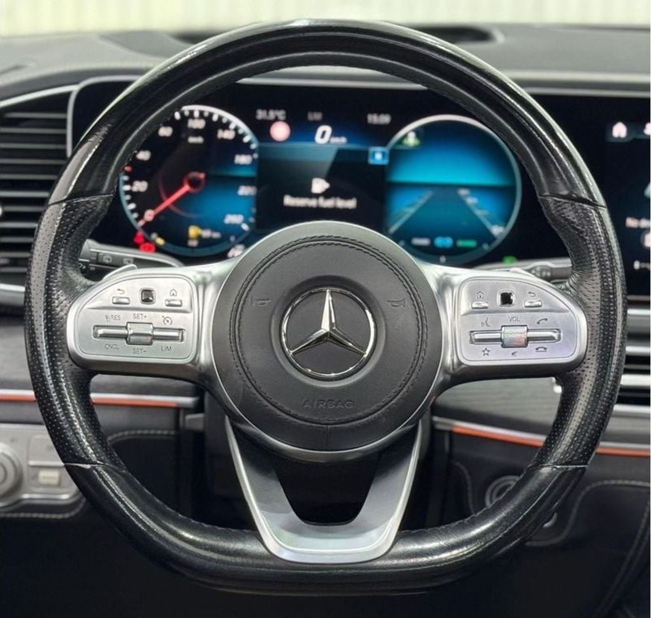 مرسيدس بنز GLS 450 AMG 4MATIC 2019 Mercedes Benz GLS450 AMG 4MATIC, Warranty, Full Mercedes Service History, Full Optio