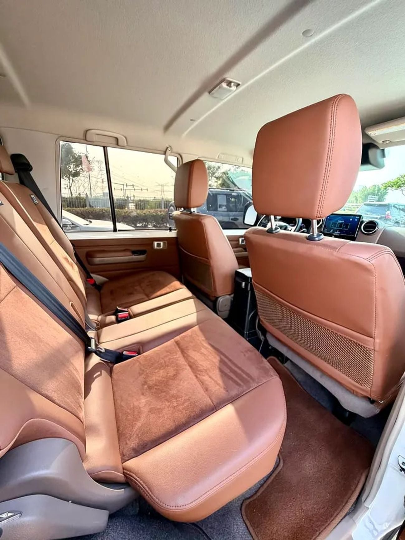 تويوتا لاند كروزر 70 LC76 LX Land Cruiser 76 Lx Hardtop double Cabin in GCC Specs
