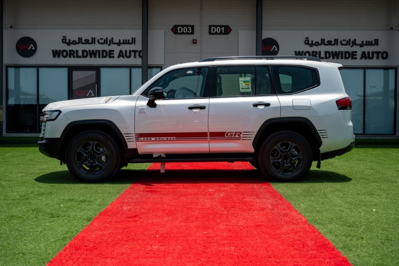 Toyota Land Cruiser GR SPORT 3.5L TT HEV 2025
