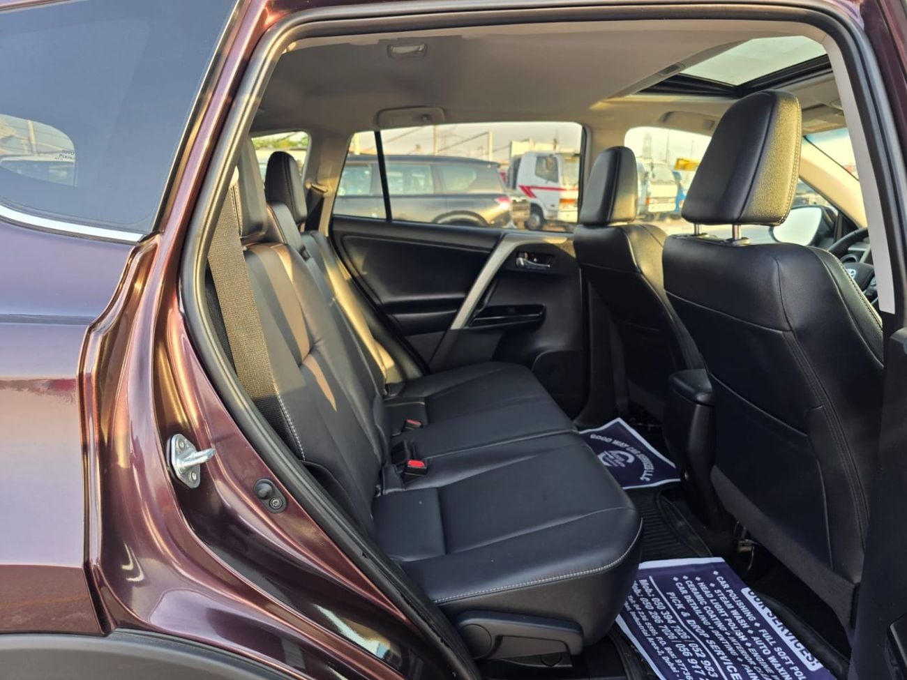 Toyota RAV4 2.5L Limited Edition Sunroof, 4x4, Push button, trunk automatic and original leather seats