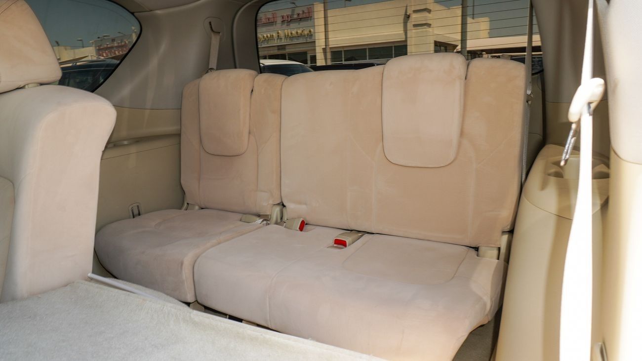 Nissan Patrol LE With TITANIUM Badge