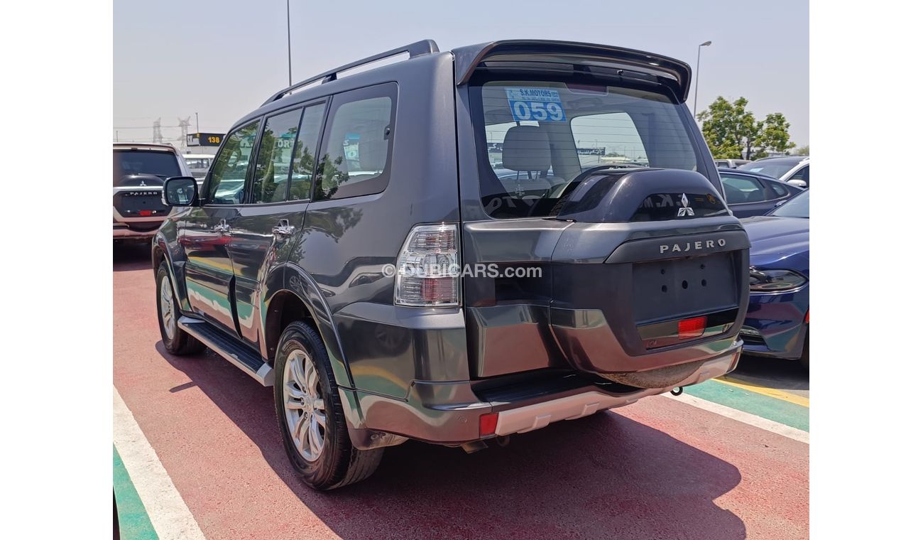 Mitsubishi Pajero // 889 AED Monthly //  SUNROOF / ELECTRIC / LEATHER SEAT LOT / FOP (LOT # 17282)