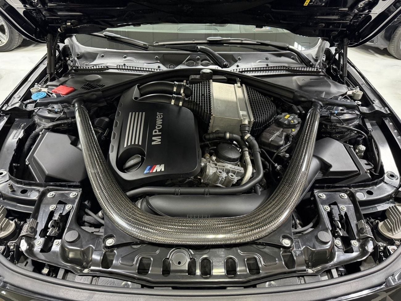 BMW M4 3.0T | USA Specs | Clean Title | High-Performance Coupe