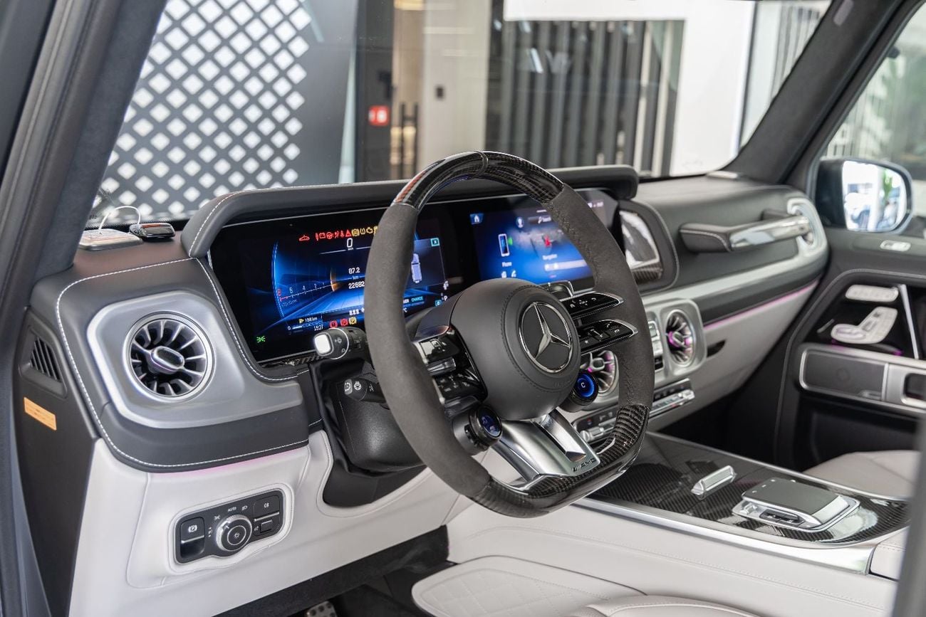 Mercedes Benz G63 AMG STANDARD Mercedes-Benz G63 AMG | 2025 | Performance Package | V8 4.0L Twin-Turbo | 585 HP