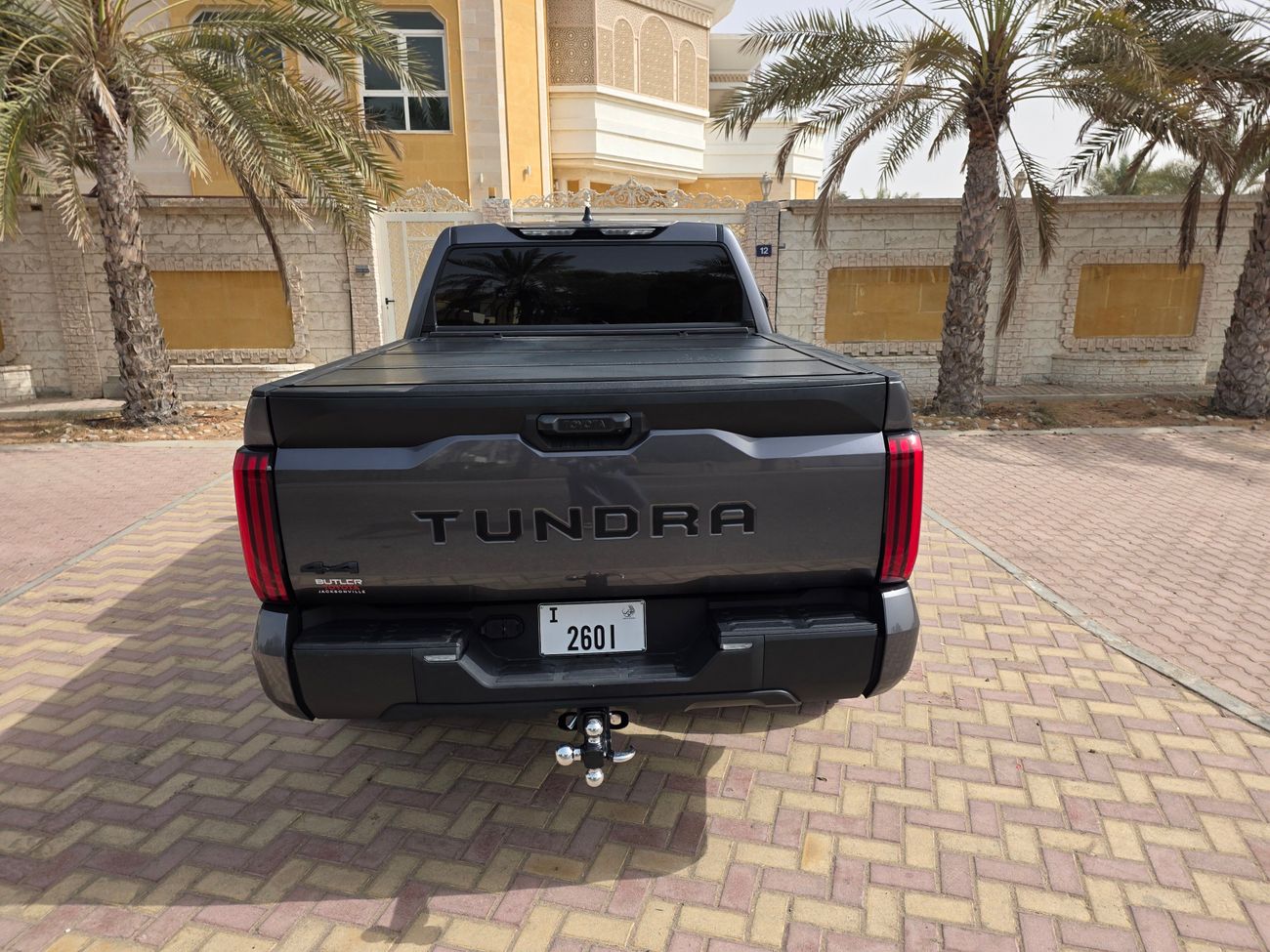 Toyota Tundra 2024 SR5 V6 twin turbo 389hp 4x4 LOW MILEAGE In perfect condition