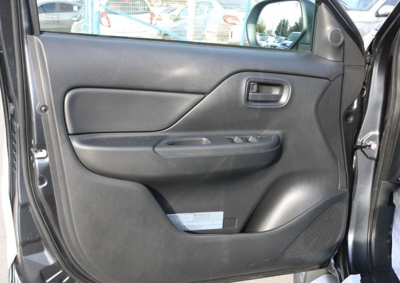 ميتسوبيشي L200 GLX LOWEST PRICE 2023 | 4x4 | Diesel Engine 2.4L | Double Cab | Power Locks and Windows | Export Onl