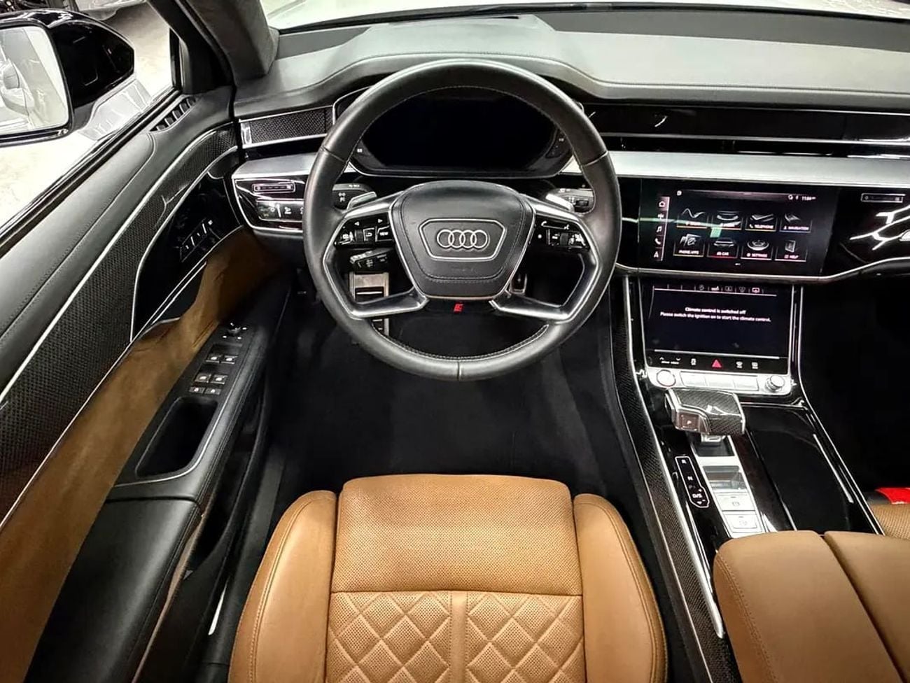 Audi S8 TFSI quattro 4.0L