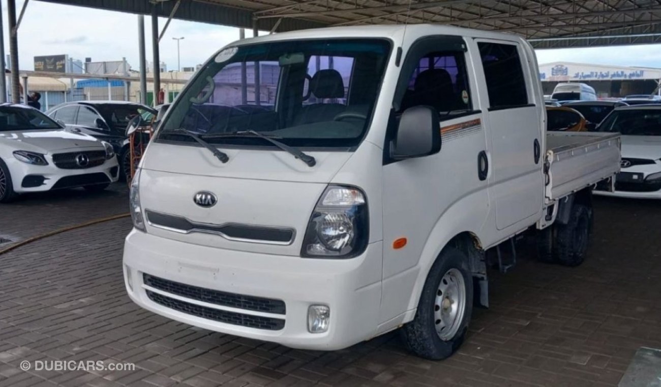 Kia K2700 ١١١١