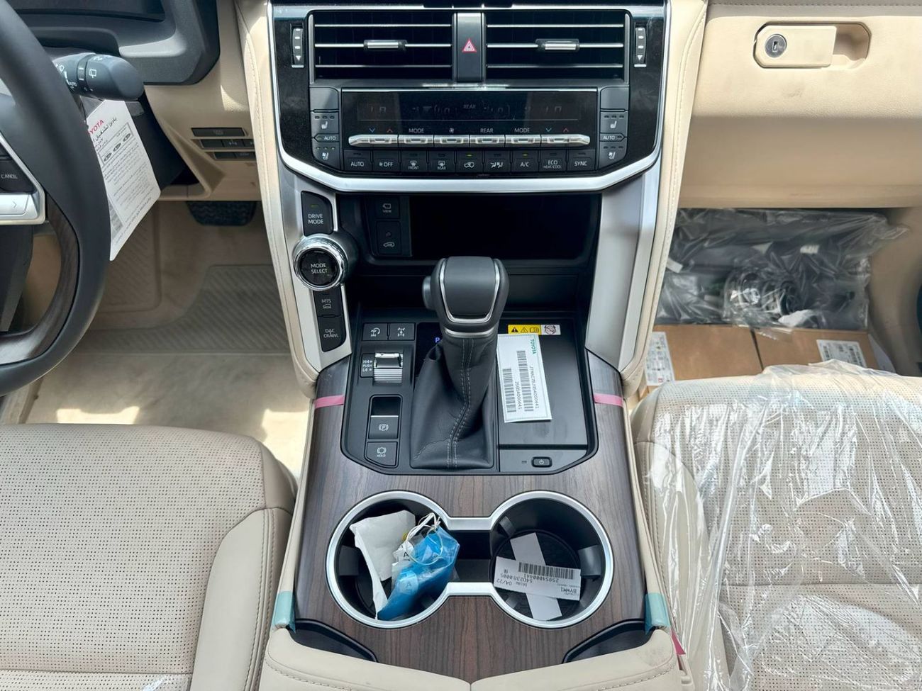 تويوتا لاند كروزر 2025 TOYOTA LAND CRUISER VX 3.5L HYBRID 4X4 BRAND NEW 0KM