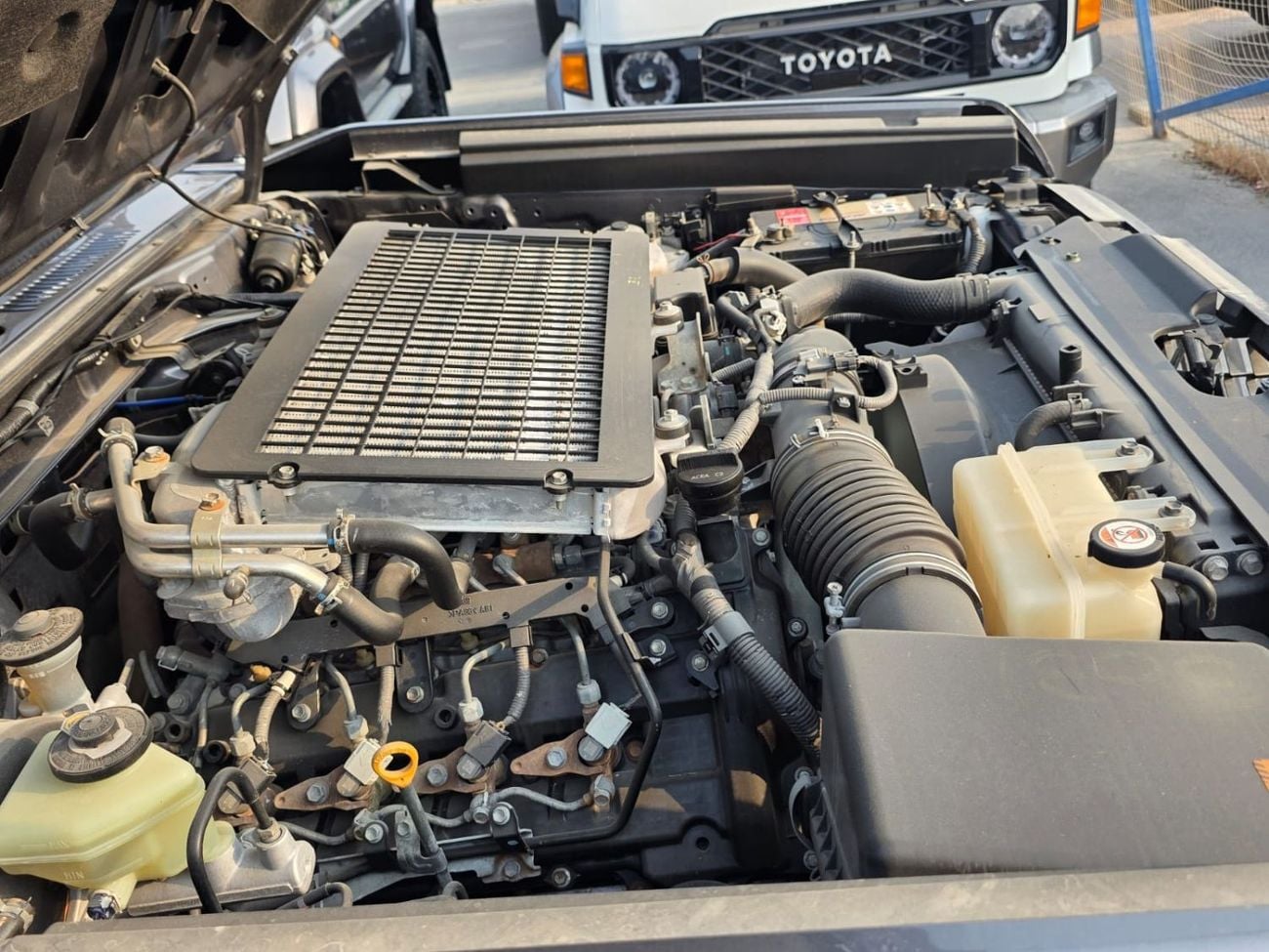 Toyota Land Cruiser Pick Up LAND CRUOESER PICKUP 2019 RIGHT HAND DRIVE FUEL DIESEL V8