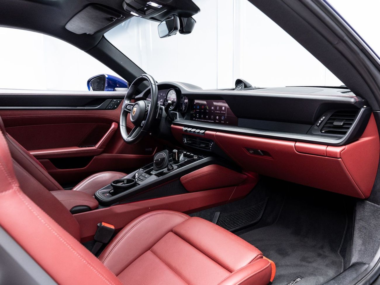 بورش 911 CARRERA GTS BUY NOW, PAY 2027 | THE BLACKLINE STANDARD | 2026 Porsche Warranty, GCC Specs, Low KM's