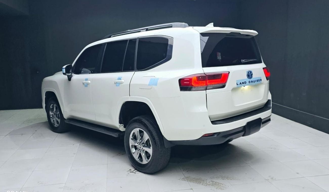 Toyota Land Cruiser VX 3.3L