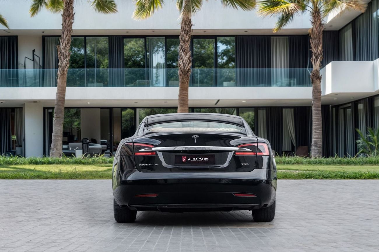تسلا موديل S 75D | 1,604 P.M | 0% Downpayment | IMMACULATE!