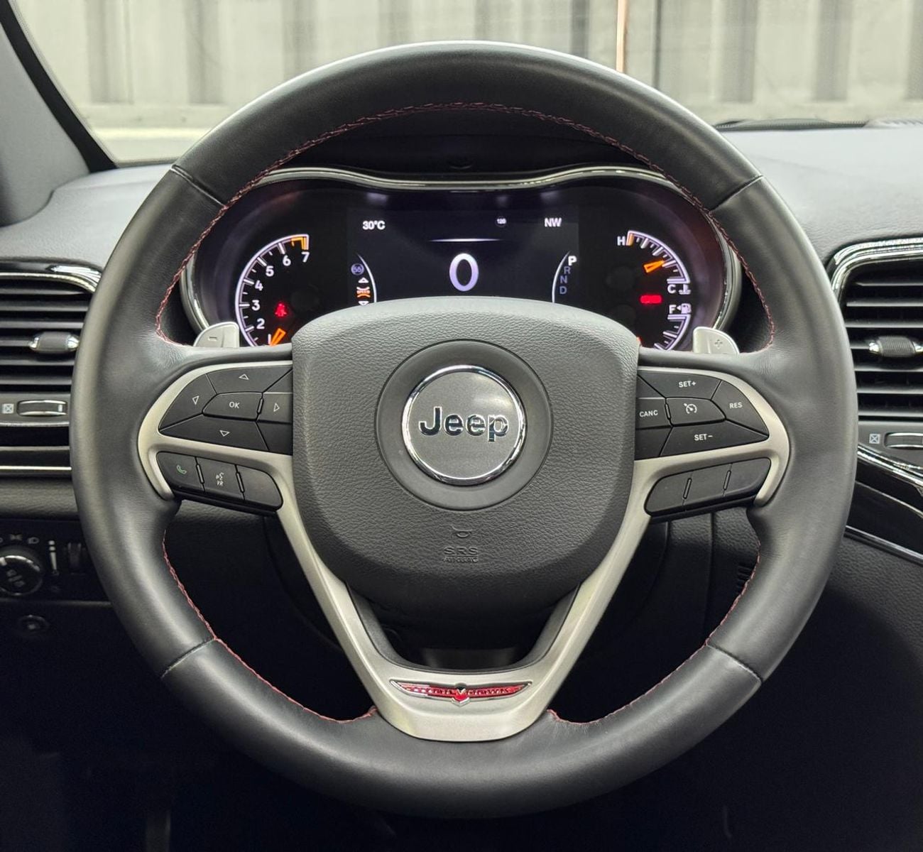 جيب جراند شيروكي Trailhawk 3.6L