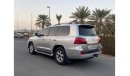 Lexus LX 570 exus LX 570 model 2011  G cc full options accident free original pant very very good condition clean
