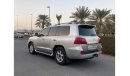 Lexus LX570 exus LX 570 model 2011  G cc full options accident free original pant very very good condition clean