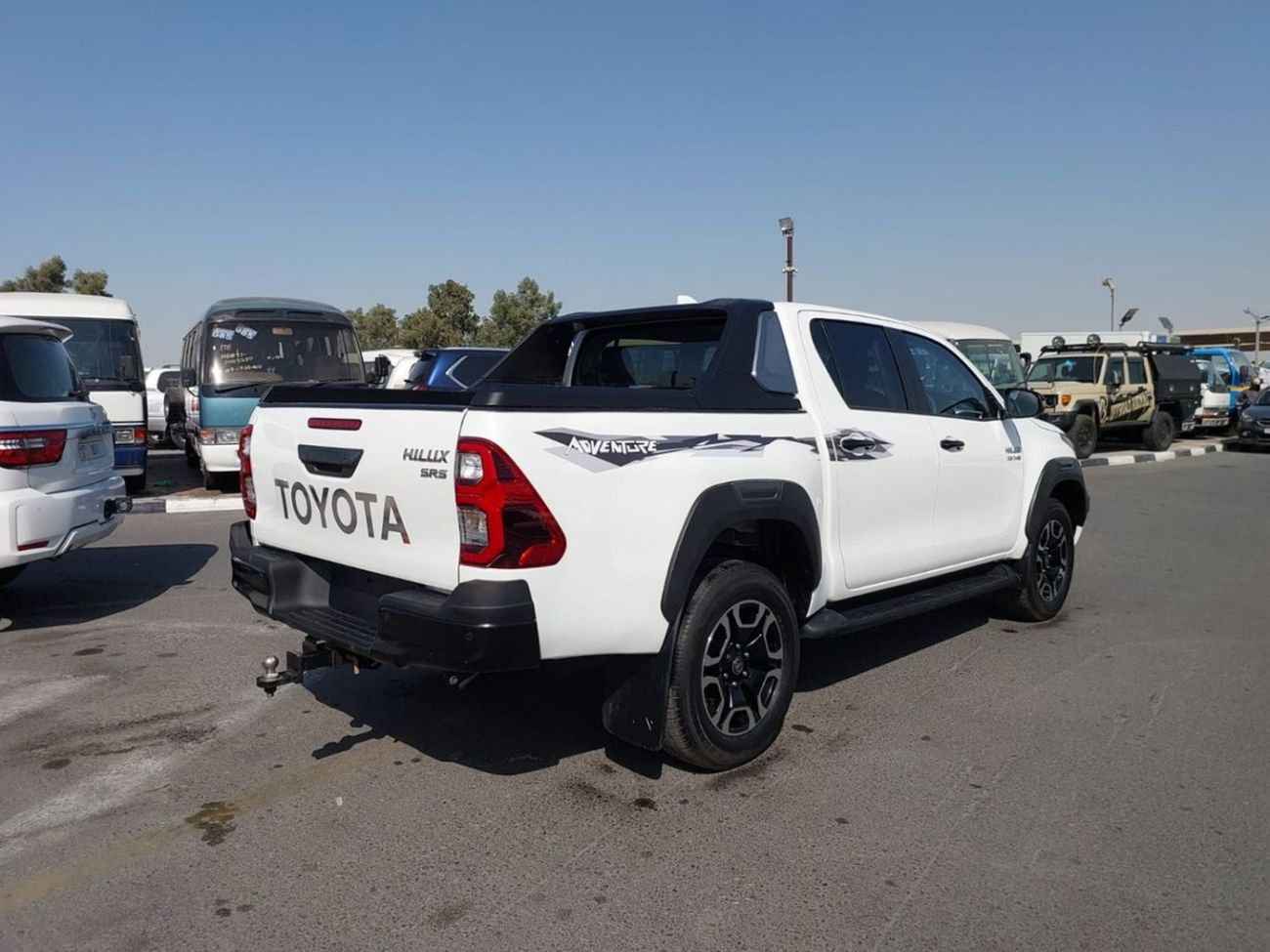 Toyota Hilux TOYOTA HILUX SR5 PICK UP RHD 2024 MODEL 2.8L DIESEL AUTOMATIC(PM21263)