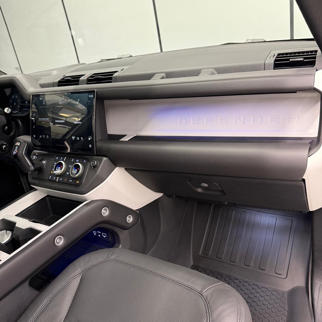 Land Rover Defender 110 P400 X-Dynamic HSE | Brand New | New Color | Al Tayer Warranty & Service Contract