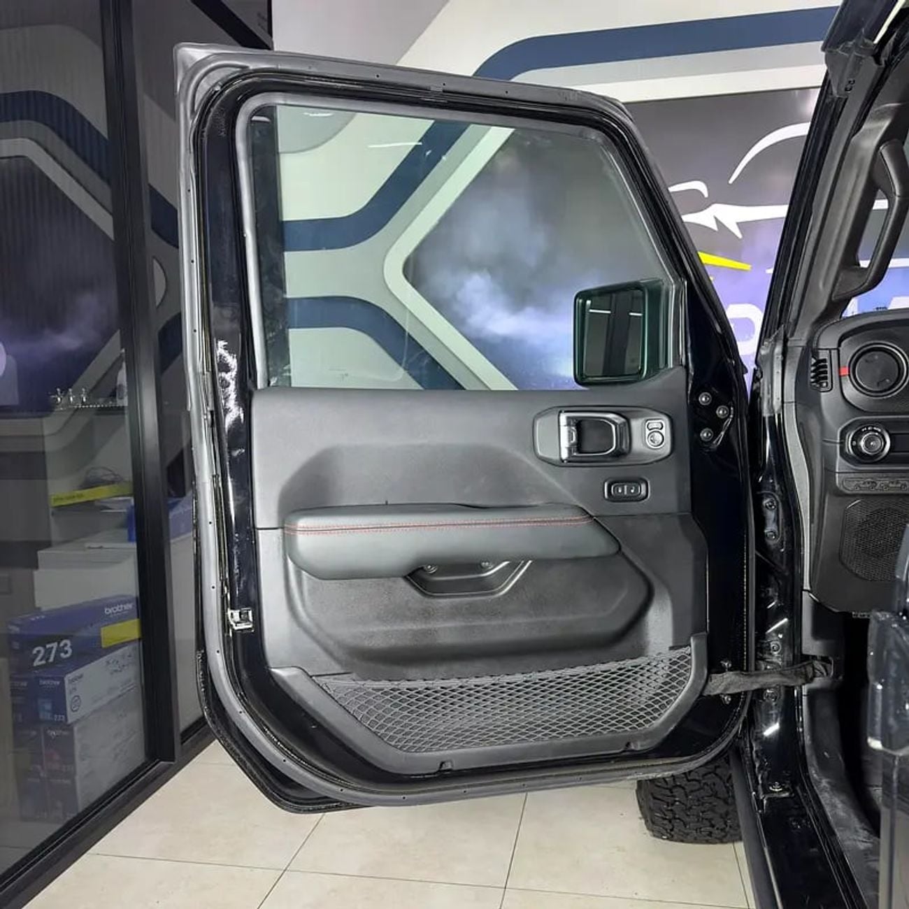 جيب رانجلر Rubicon 3.6L A/T (5 Seater) Rubicon V6 - Brand