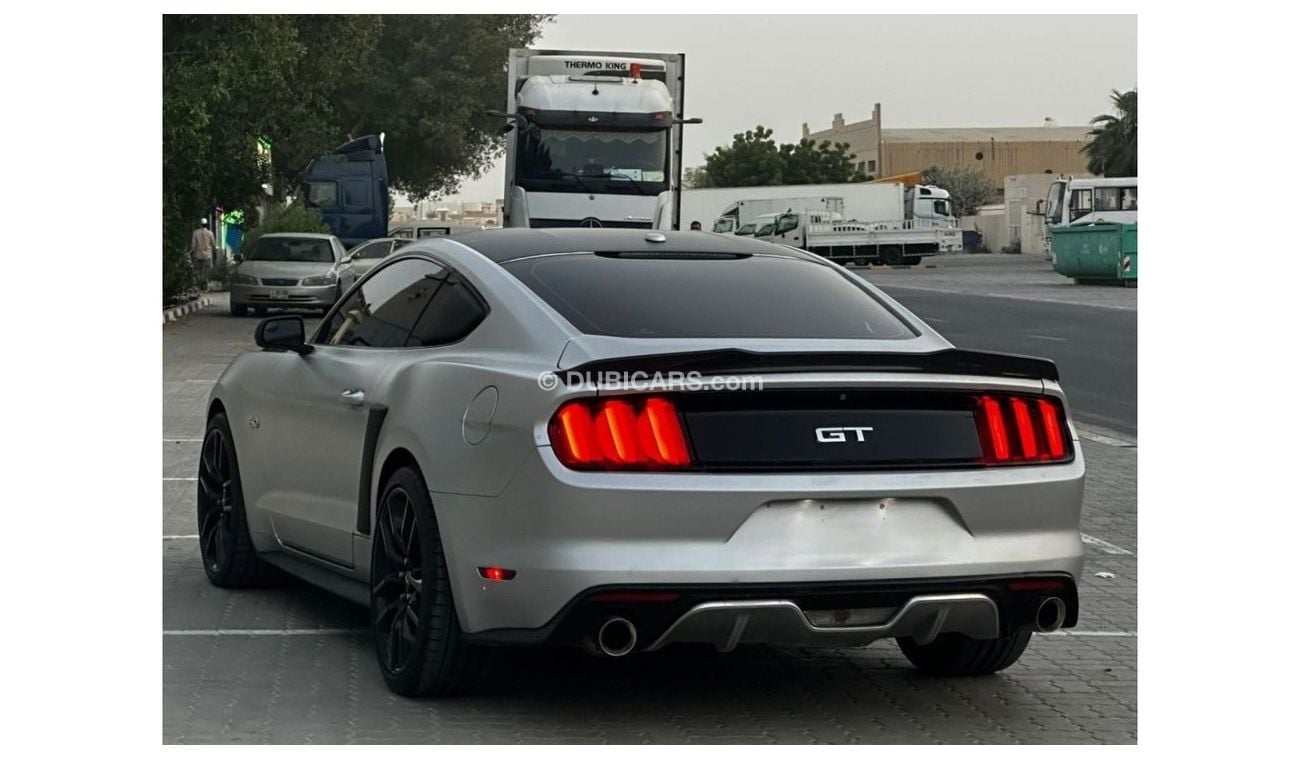 Ford Mustang GT