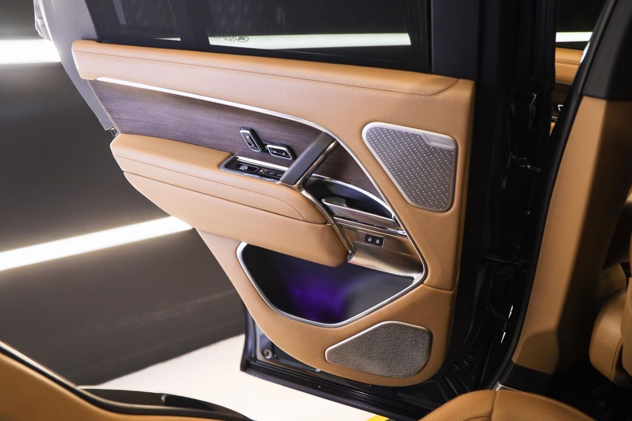 Land Rover Range Rover Autobiography P530 4.4L Land Rover Range Rover Autobiography 2022 - GCC Specs - Pristine Condition