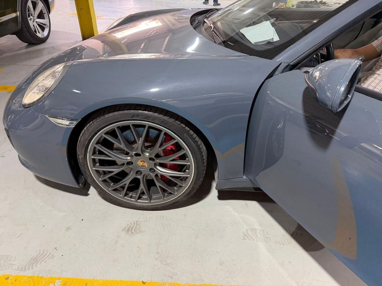 Porsche 911 Carrera 4S 3.8L Coupe