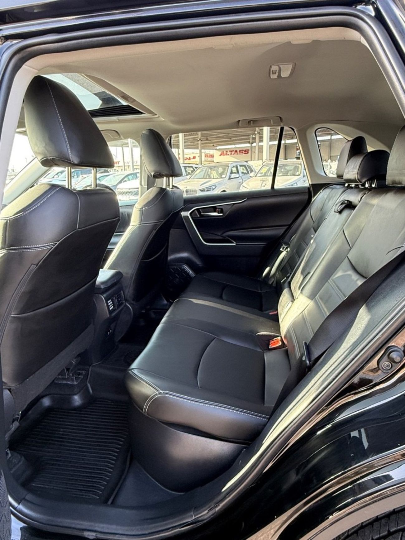 Toyota RAV4 RAV4 xle Hybrid 4x4