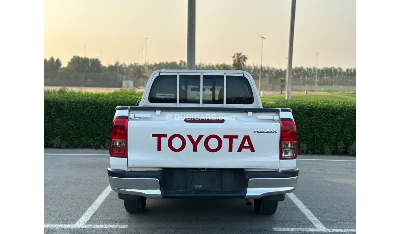 Toyota Hilux Hilux GLX 2020 GCC Full automatic // Perfect condition // low mileage
