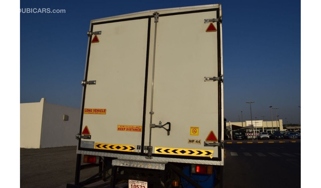 إيسوزو FVR Isuzu Ftr Pick up 10 ton, model:2015.Excellent condition