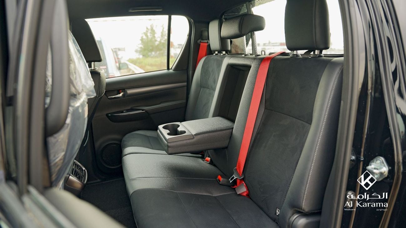 تويوتا هيلوكس محرك V6 | كامل المواصفات | كاميرا 360 درجة | مبدلات سرعة يدوية | هيكل عريض | لون أسود أنيق |