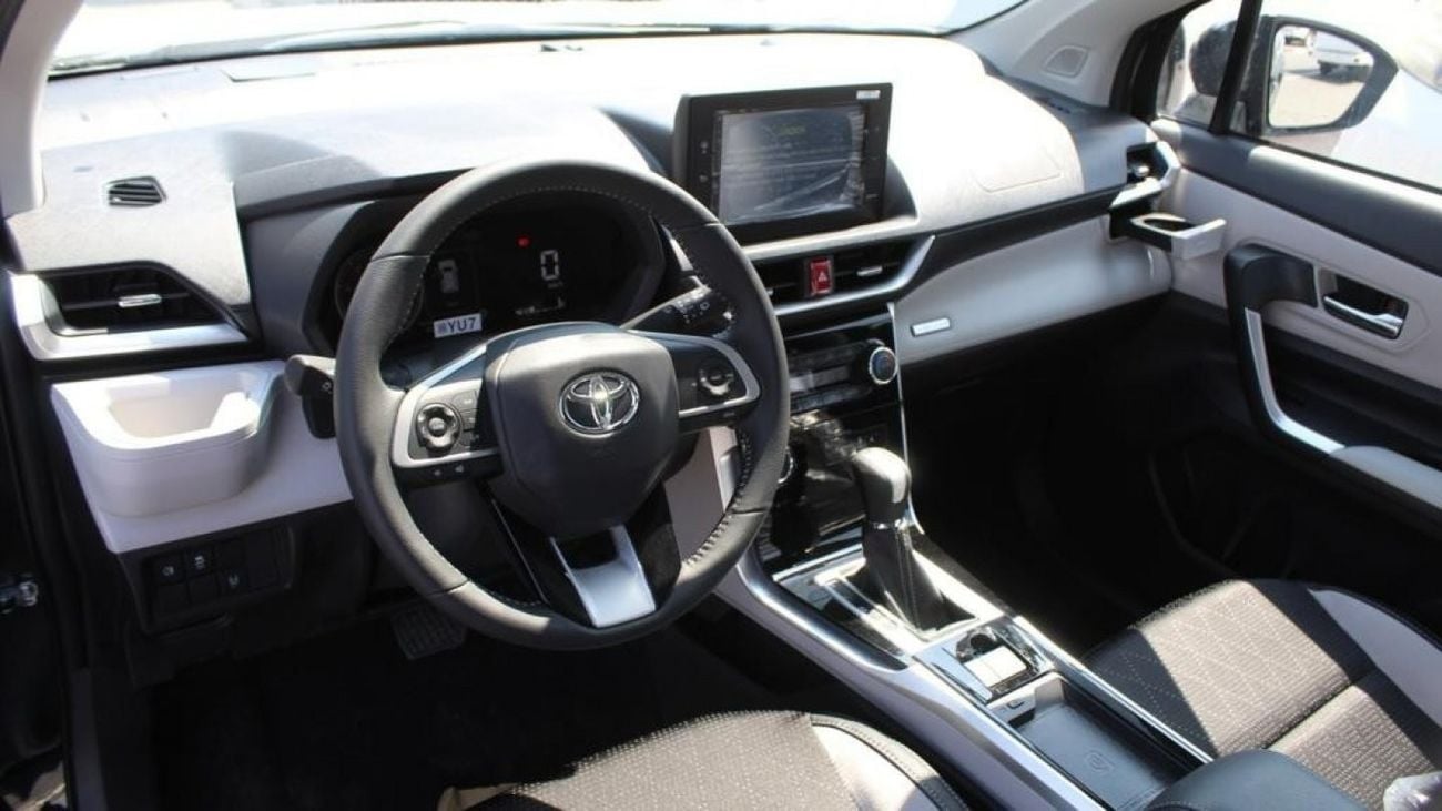 Toyota Veloz Toyota/VELOZ/TVV01 V 1.5L AT ( export only )