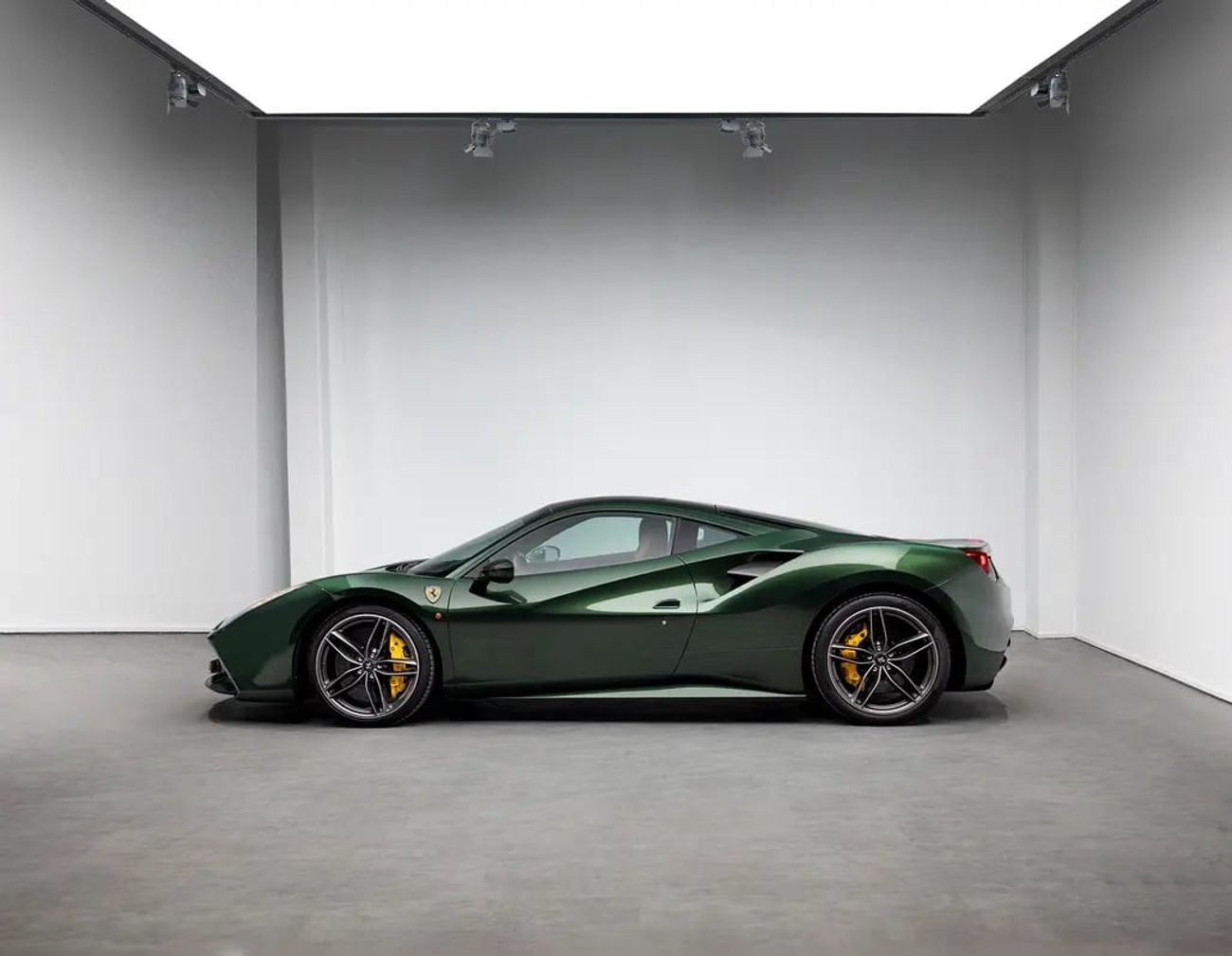 فيراري 488 GTB Standard