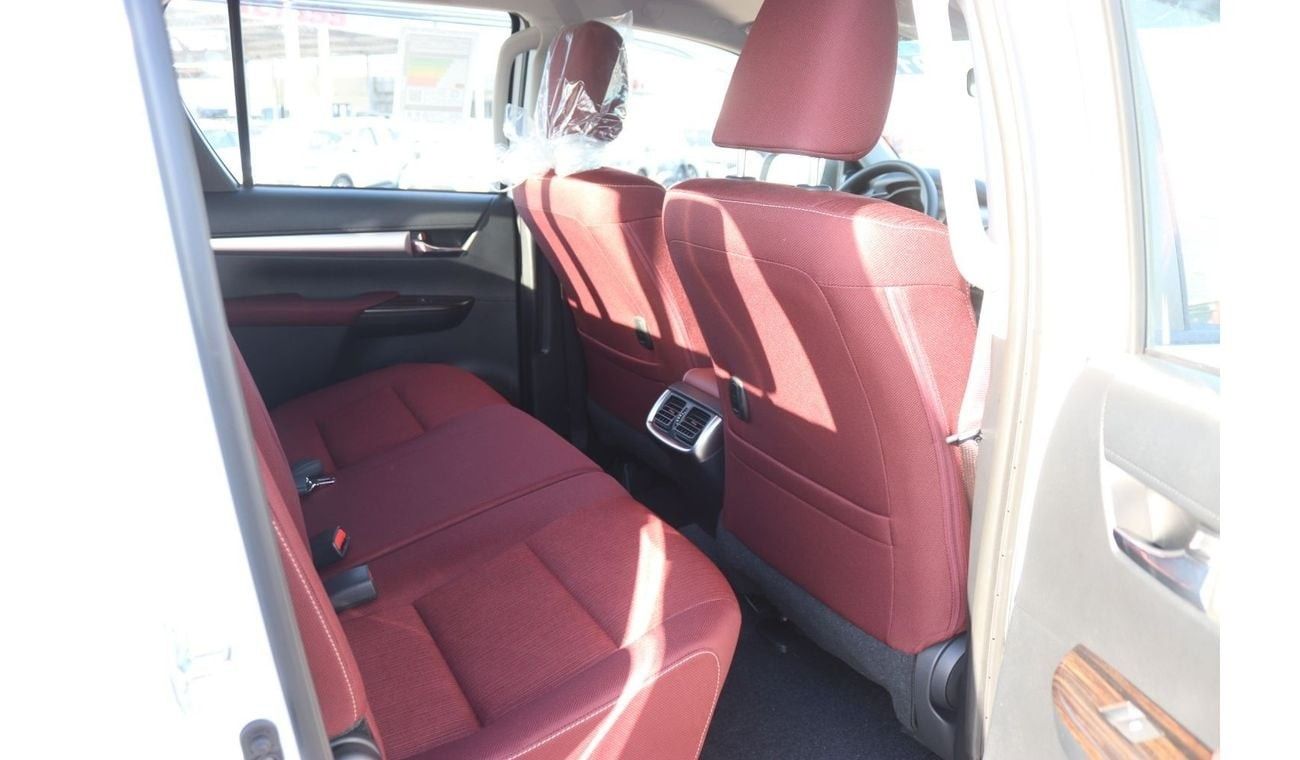 Toyota Hilux 2.7L, SR5, PUSH START, KEYLESS ENTRY , MONITOR, BACK CAMERA MODEL 2025 FOR EXPORT