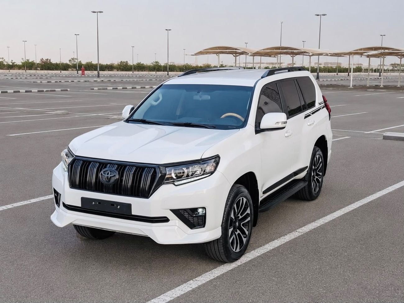 Toyota Prado VXR Adventure 4.0 petrol