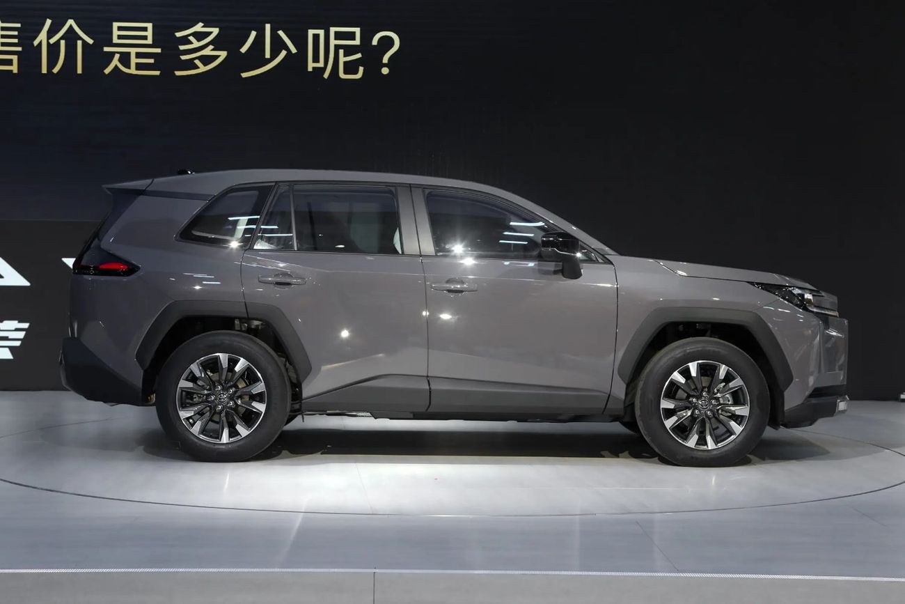 Toyota RAV4 2.5L 4WD