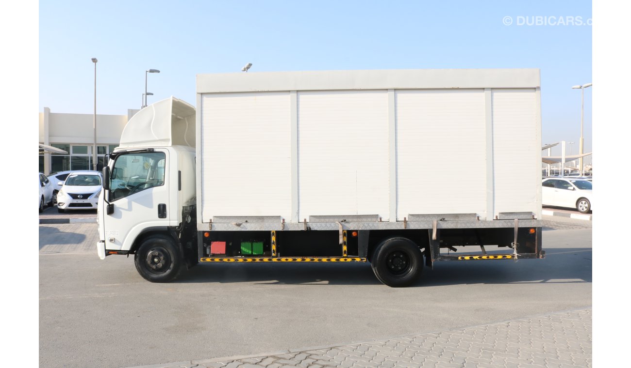 Isuzu NPR WITH WATER DELIVERY BOX 2017