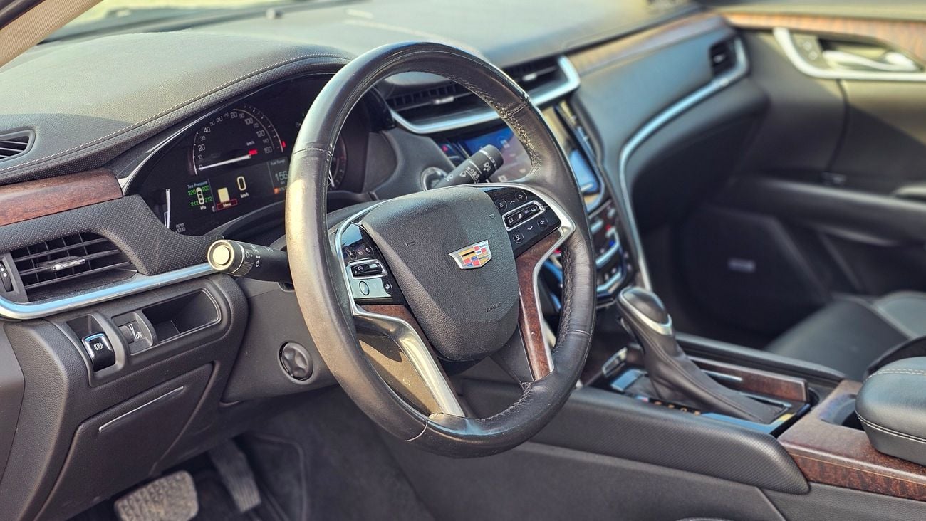 كاديلاك XTS premium luxury 3.6L full option