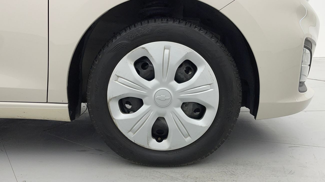 Chevrolet Spark LS 1.4 | Zero Down Payment | Free Home Test Drive