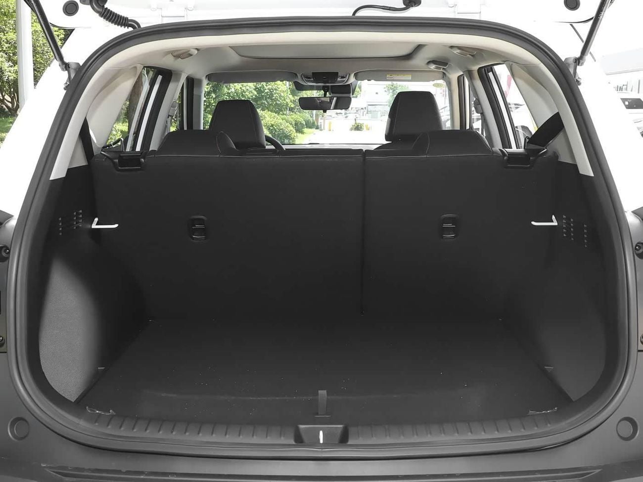 Kia Seltos Kia Seltos Premium 1.5L - White & Black Inside Black