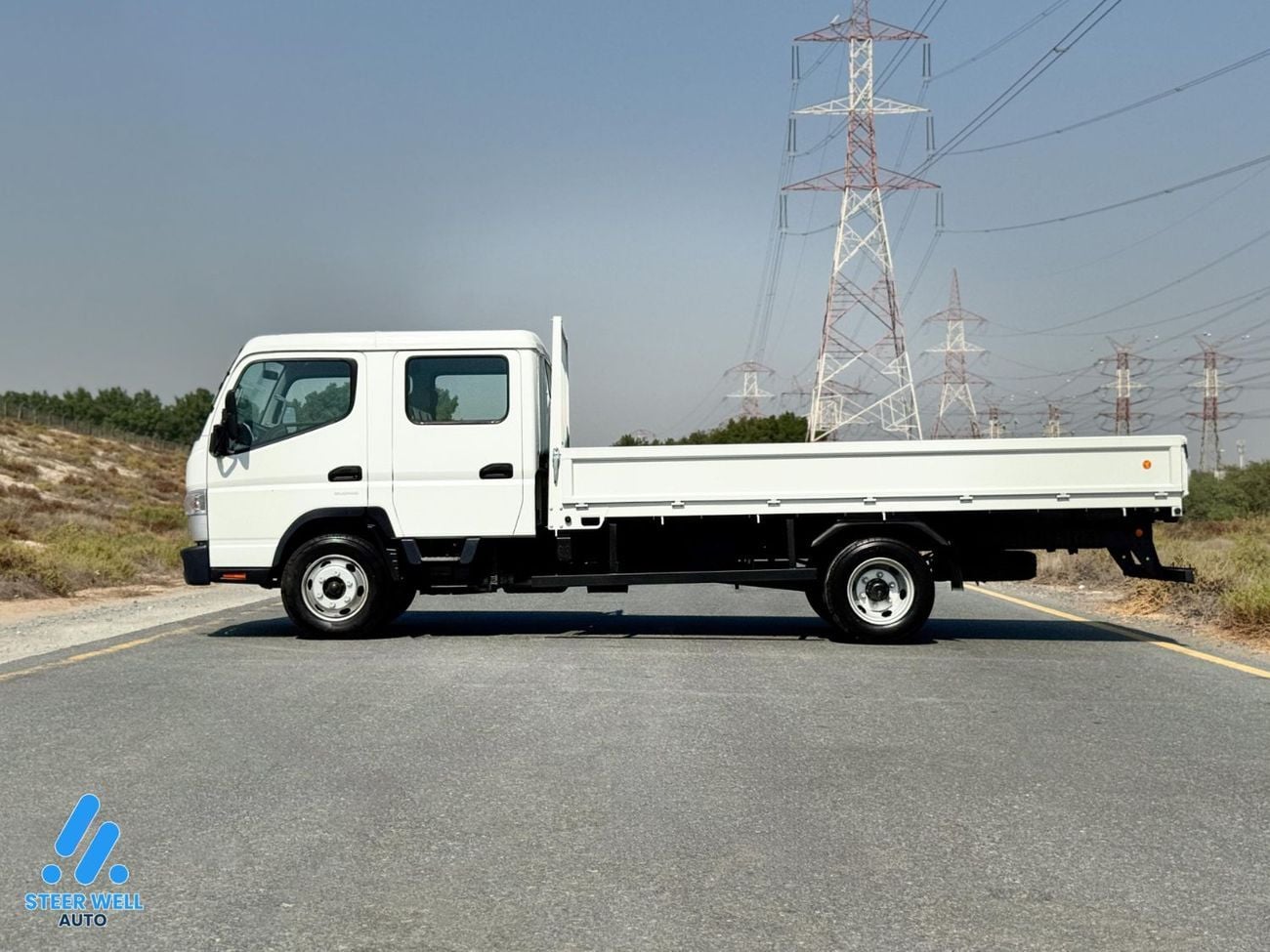 Mitsubishi Fuso Canter 3.0L RWD Dual Cab Diesel Cargo Truck Body | White