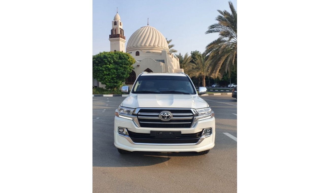 Toyota Land Cruiser Land cruiser 2019 VXR V8 GCC