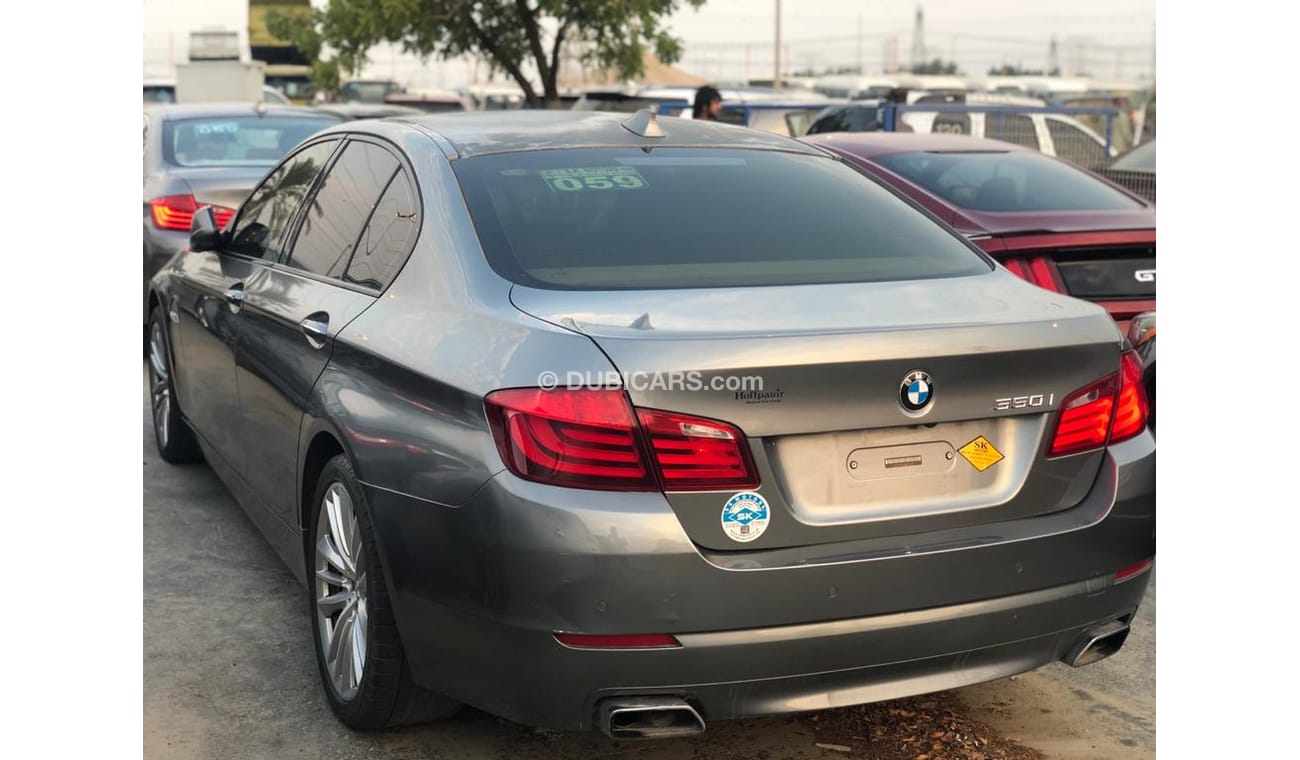 BMW 550i I 4.4L Twin Turbo Engine, Leather+Memory+Driver+Passenger Power Seats, DVD+Navigation+Rear Camera