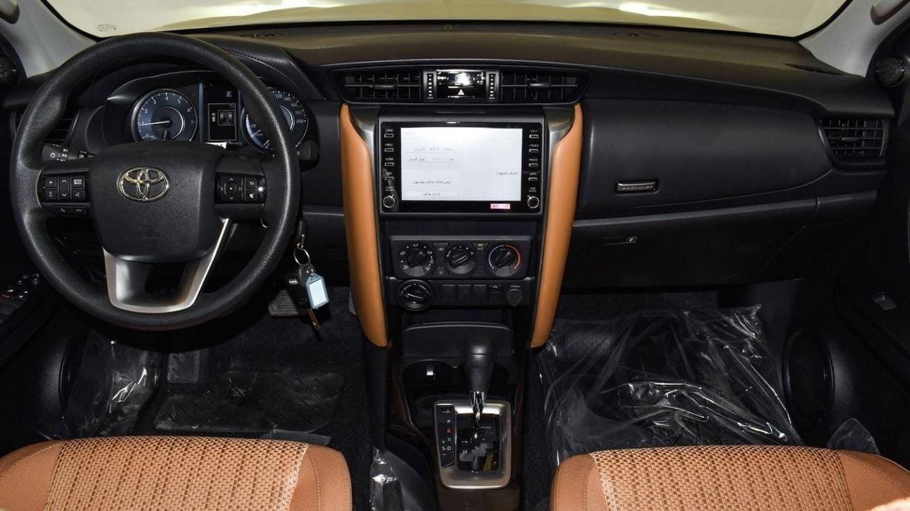 Toyota Fortuner 2023 Toyota Fortuner 2.7 4X4 Low 17 AL - Grey inside Chamois | Export Only