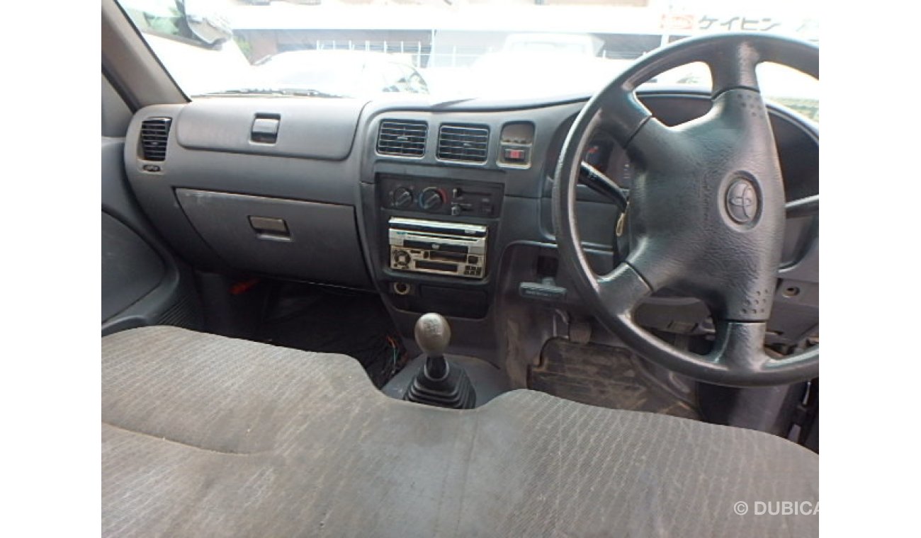 Toyota Hilux 2000