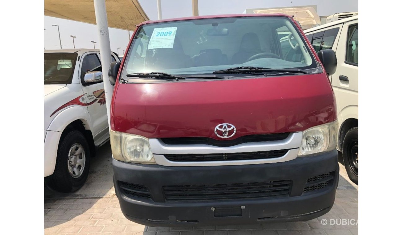 Toyota Hiace Toyota Hiace Van,Model:2009.Excellent condition