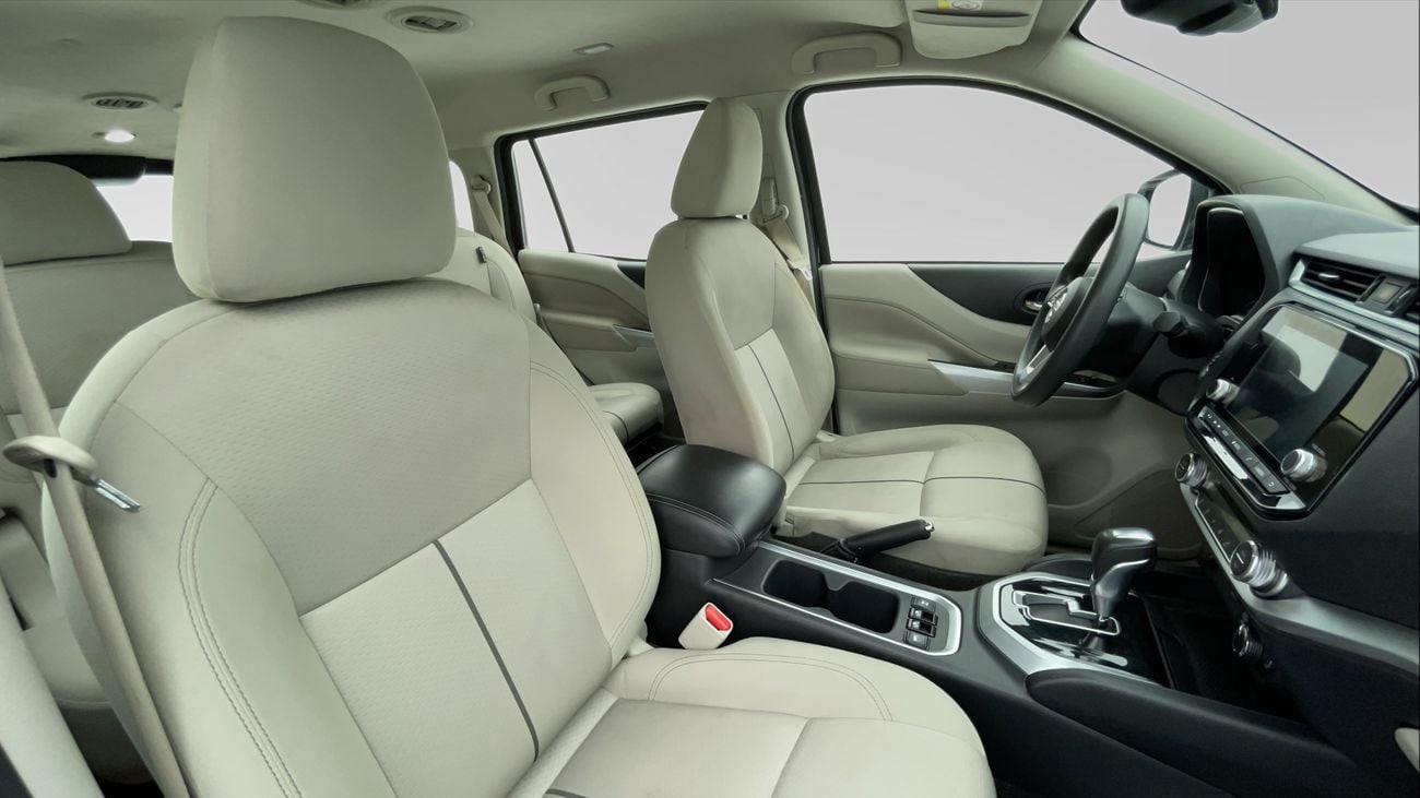 نيسان إكستيرا TITANIUM 2.5 | بدون دفعة مقدمة | اختبار قيادة مجاني للمنزل