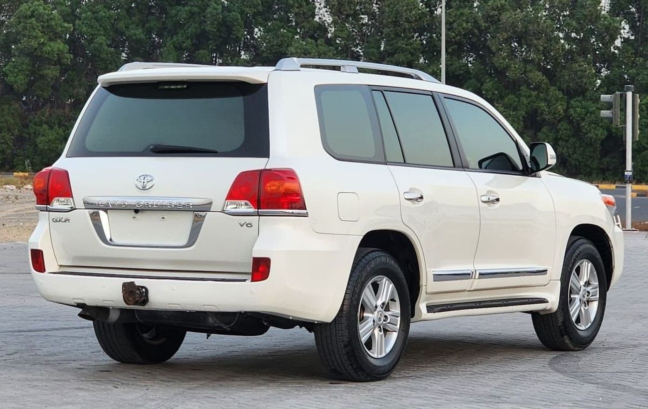 Toyota Land Cruiser GX.R V6